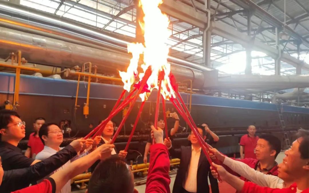 薪火升腾 · 燃起新程｜热烈祝贺永乐app智造生产基地今日盛大点火(图6)