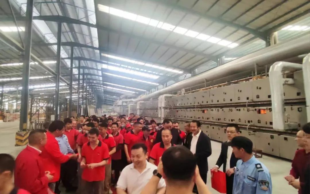 薪火升腾 · 燃起新程｜热烈祝贺永乐app智造生产基地今日盛大点火(图8)