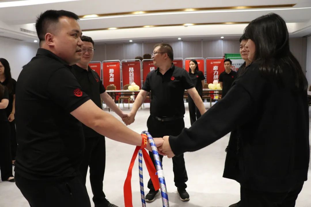 春夏拾光,喜辰共乐 | 永乐app第二季度员工生日会圆满举办!(图8) 春夏拾光,喜辰共乐 | 永乐app第二季度员工生日会圆满举办!(图8)