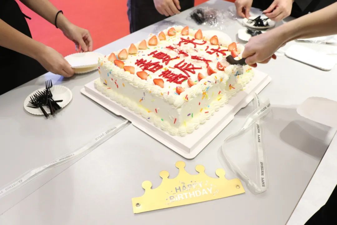 春夏拾光,喜辰共乐 | 永乐app第二季度员工生日会圆满举办!(图11) 春夏拾光,喜辰共乐 | 永乐app第二季度员工生日会圆满举办!(图11)