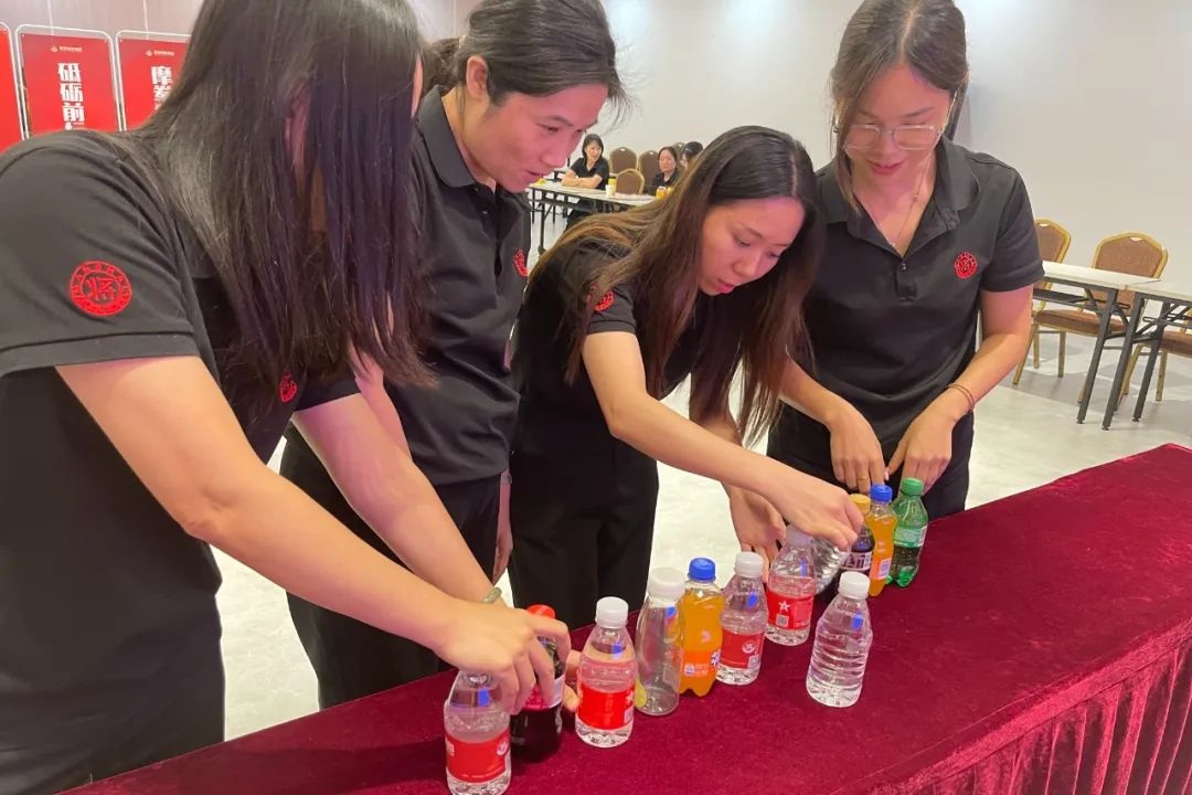 拾取秋光·共庆生辰丨永乐app第三季度员工生日会圆满举行(图9)