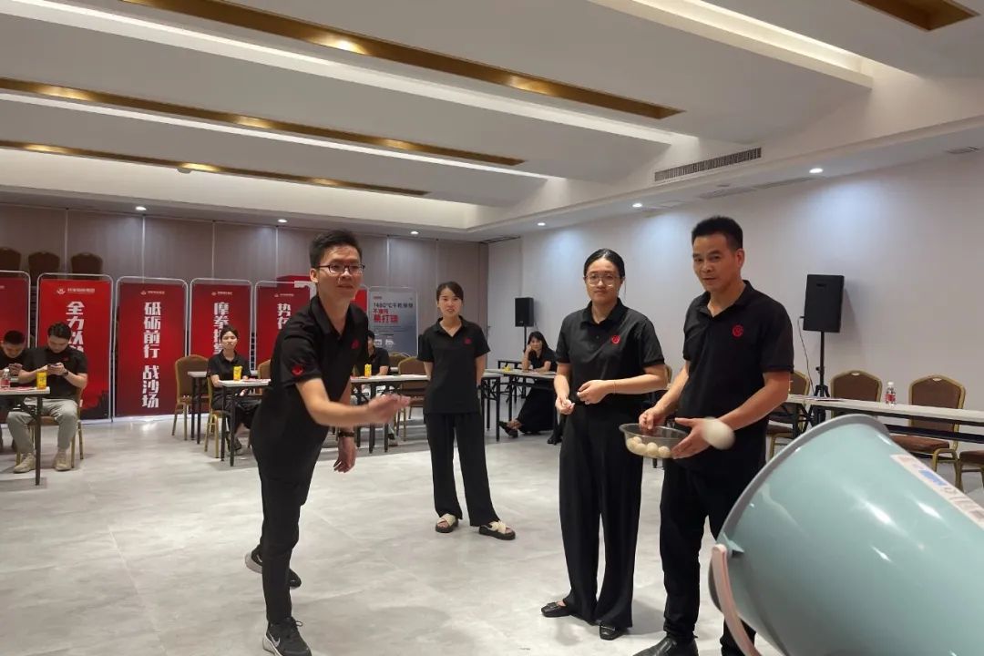 拾取秋光·共庆生辰丨永乐app第三季度员工生日会圆满举行(图11)