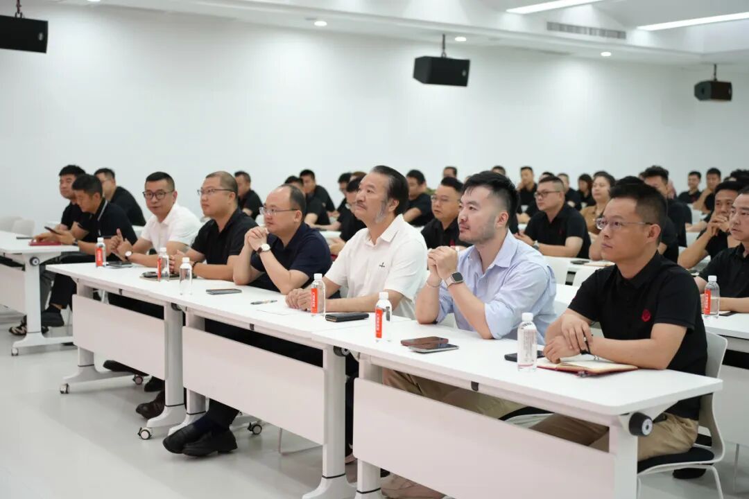 永乐app1-3月荣誉表彰盛会：聚榜样力量，启奋进新篇(图2)